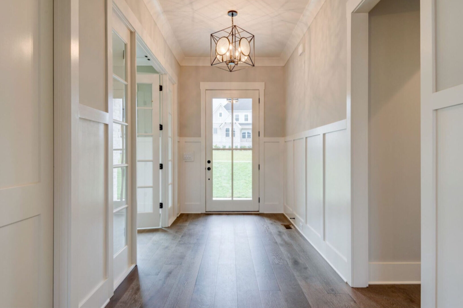 Beautifully painted home interior by Valentine Painting